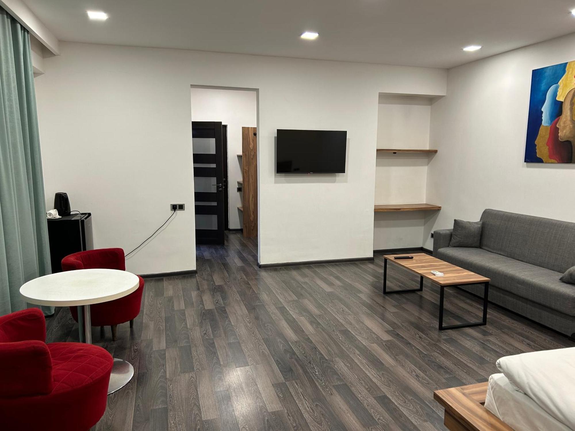 Hotel One Day